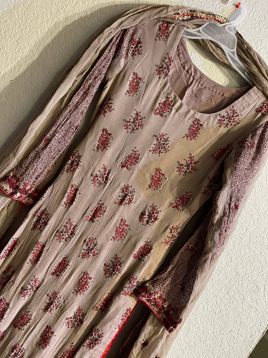 3 sets Pakstani or indian custom needs iron looks great