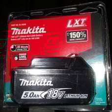 Makita BL1850B 18V LXT 5.0 ah Lithium‑Io