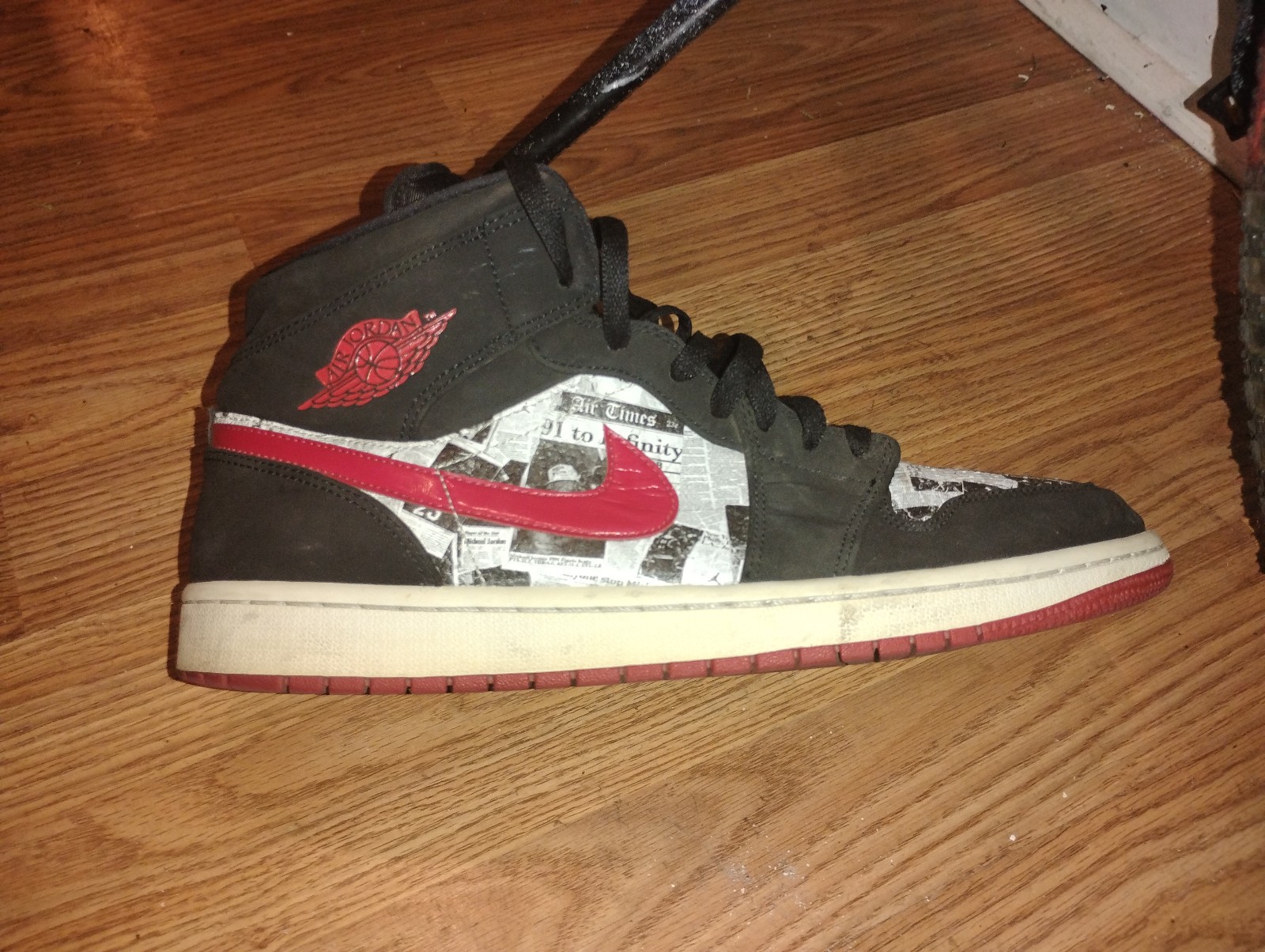 Men's high top Jordans air force one rare