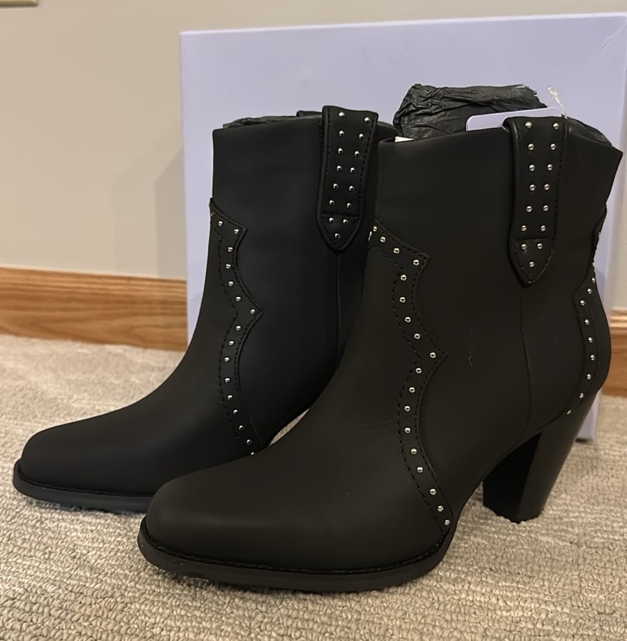 NWT Aerosoles Lazu Women's Western Inspired Ankle Boots