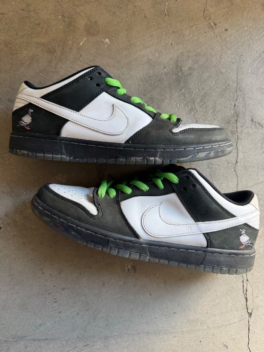 Nike SB Dunk Low Panda Pigeon Jeff Staple Size 10.5