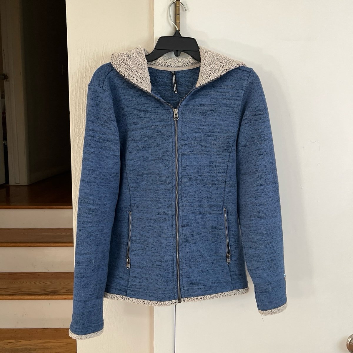 Kuhl Women's Size Medium Alska Hoody Fleece Jacket Full Zip & Sherpa Trim Blue