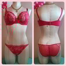 NWT Y2K Victoria's Secret Sexy Sheer Rhinestone Lace Bra/ Panty Set Size 34D/sm