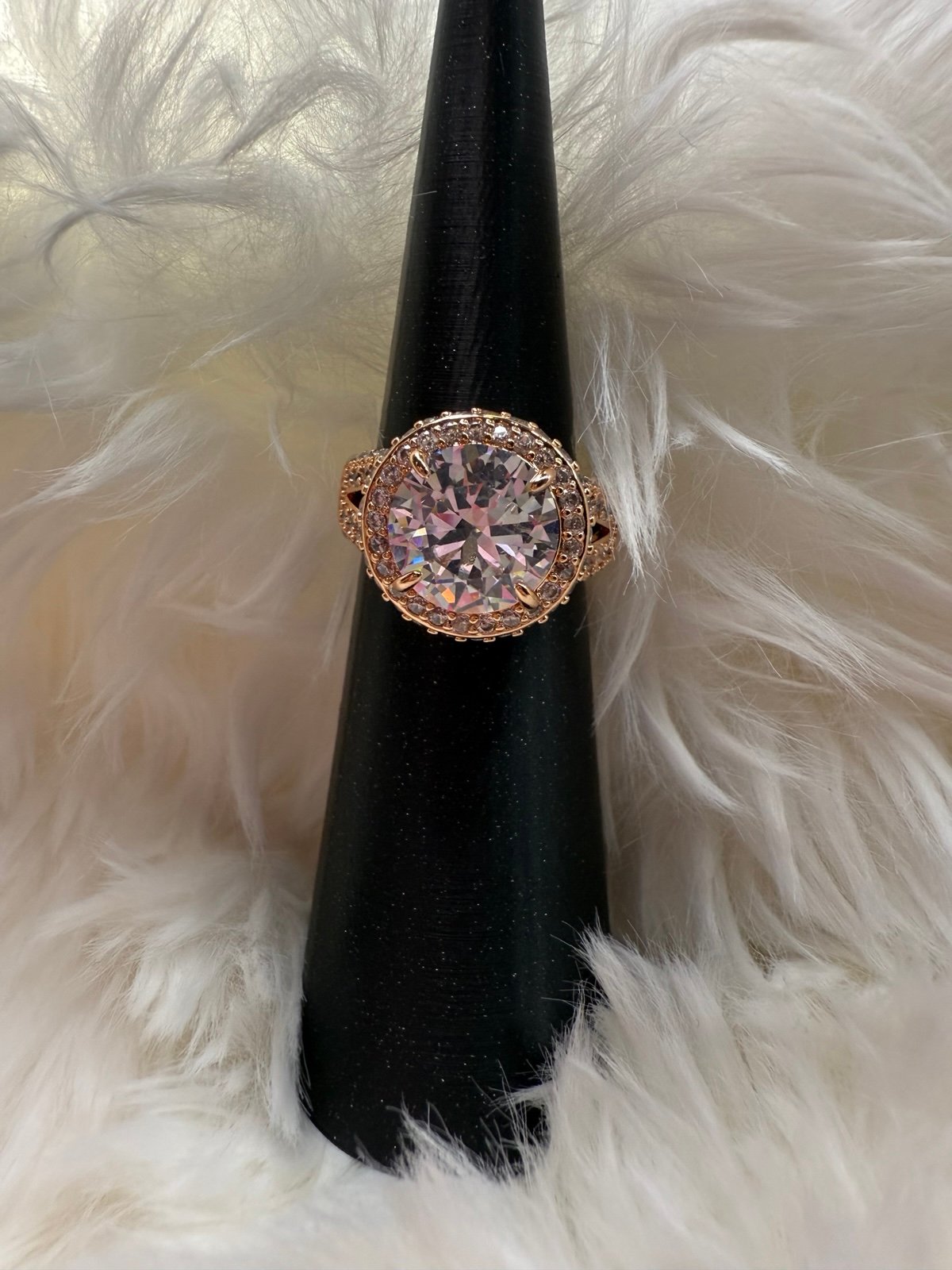 Bomb party halos of love ring size 8