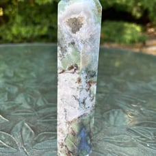 Green moss agate tower with druzy !