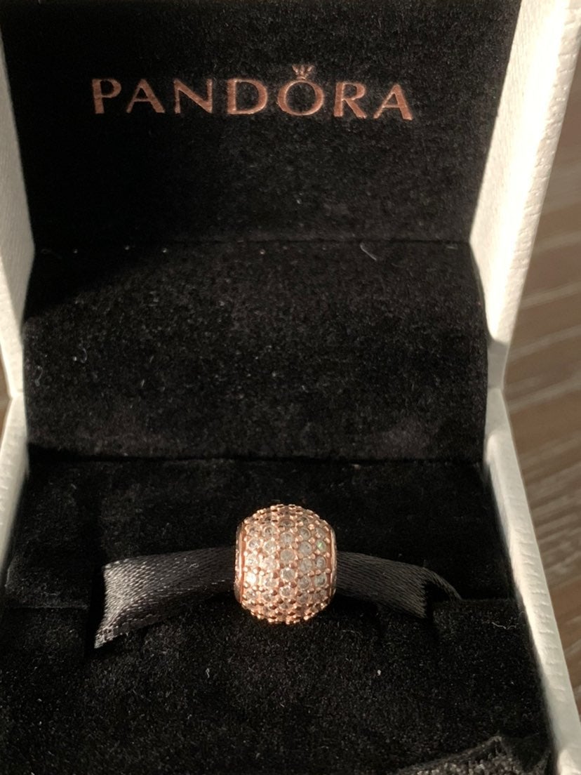 Pandora Rose charm