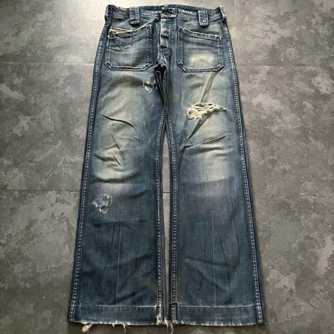 パンツ 00s diesel bush damage flared denim Y2K 00s Diesel Bush Damage Flared Denim Y2K
