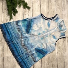 Lucky in love rash-guard in blue and white hues S