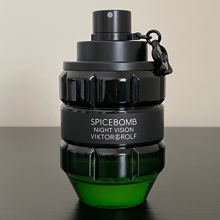 Viktor & Rolf Spicebomb Night Vision EDT perfume