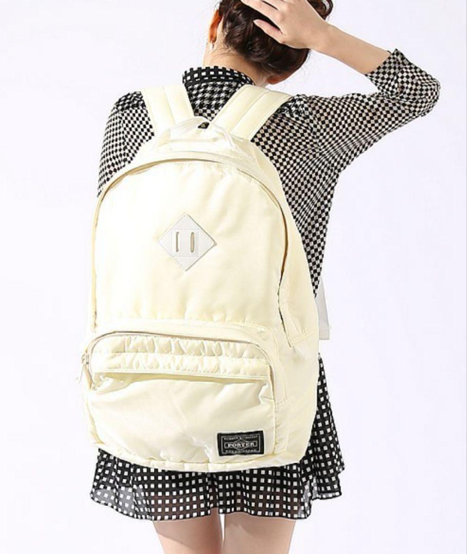 TANKER DAYPACK – A YOUNG HIKER