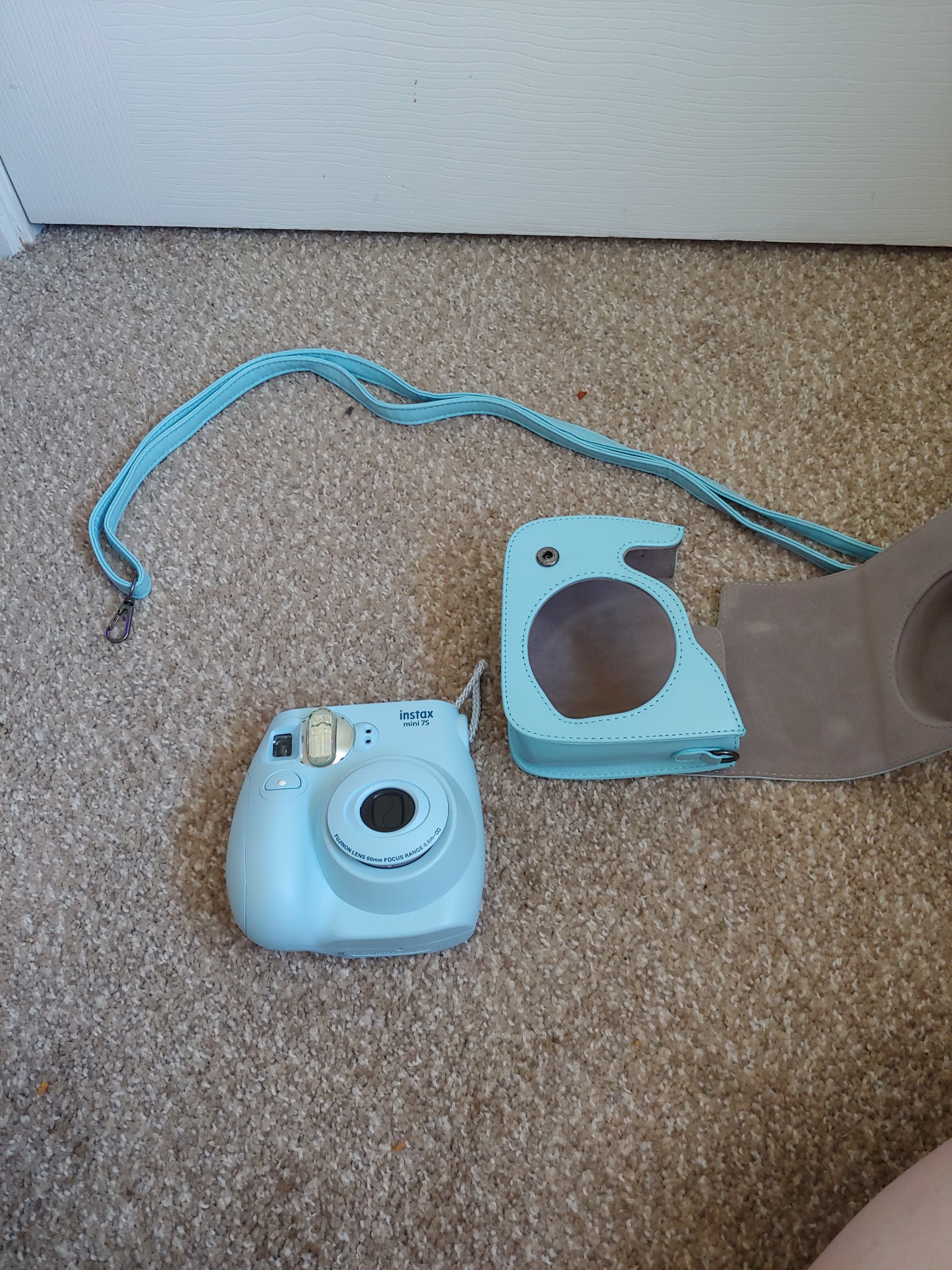Instax mini 7s polaroid camera and carrying case