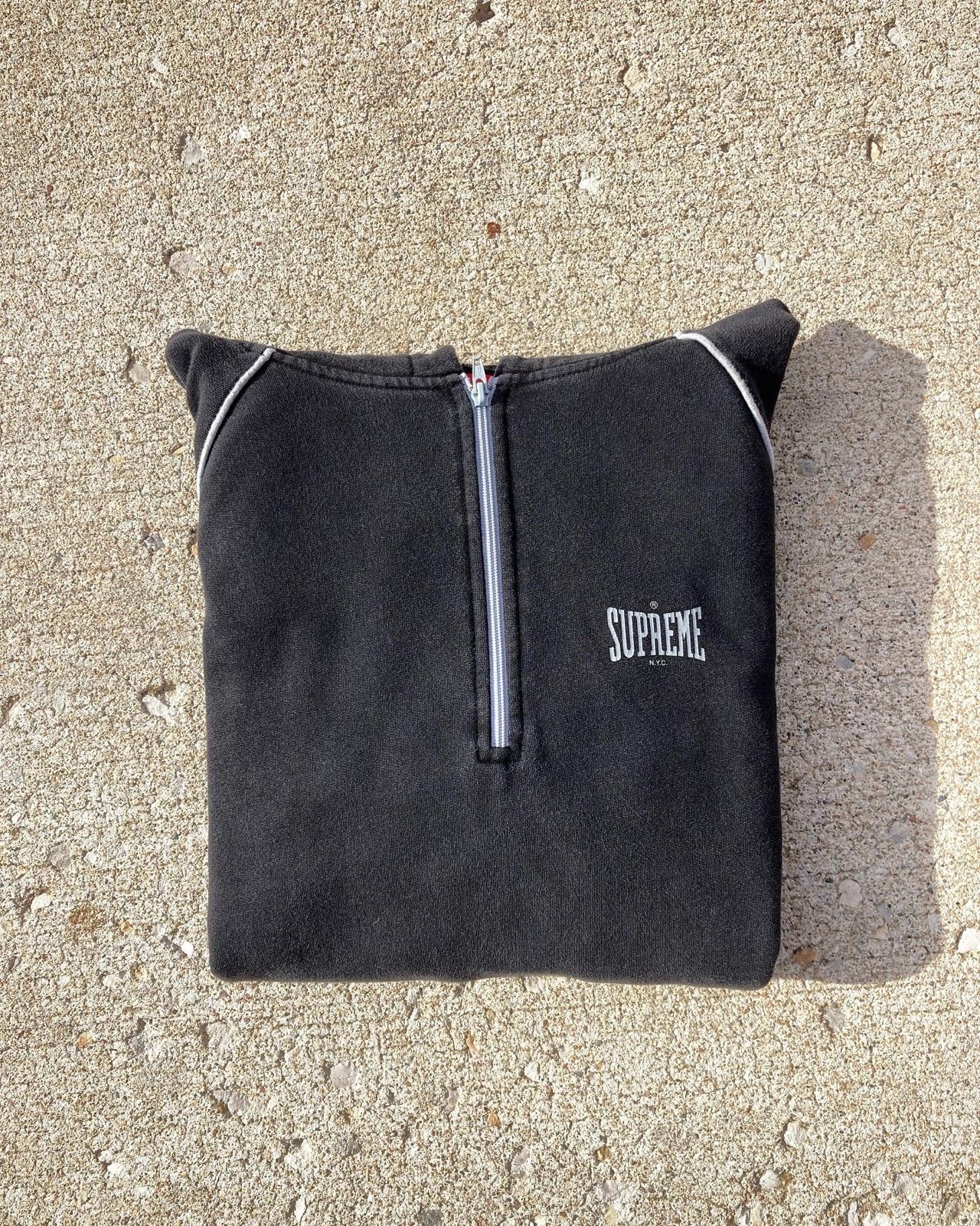 2008 shops Supreme Everlast Sweatshirt Quarter Zip Black