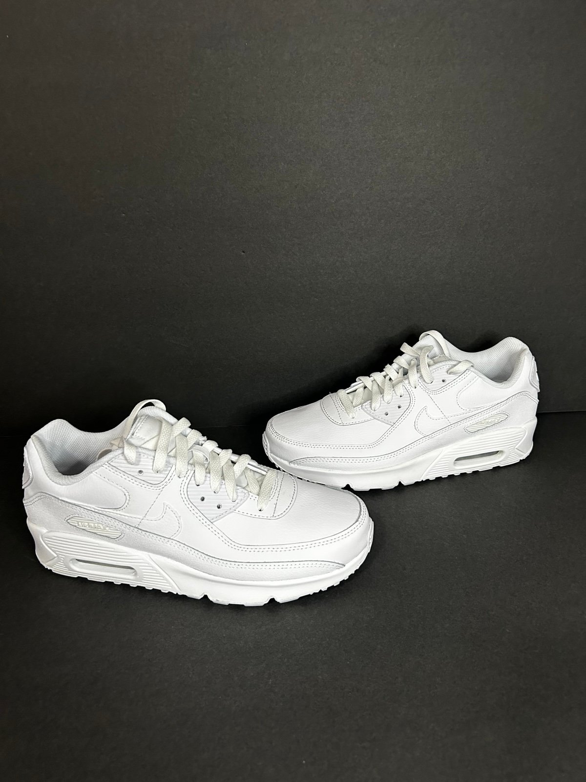 Nike Air Max 90 Triple White Women's Size 8.5 / Youth 7Y HF6358-102