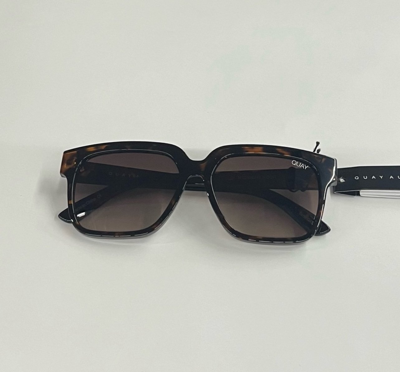 Quay Australia MIDNIGHT HOUR Tortoise /Brown