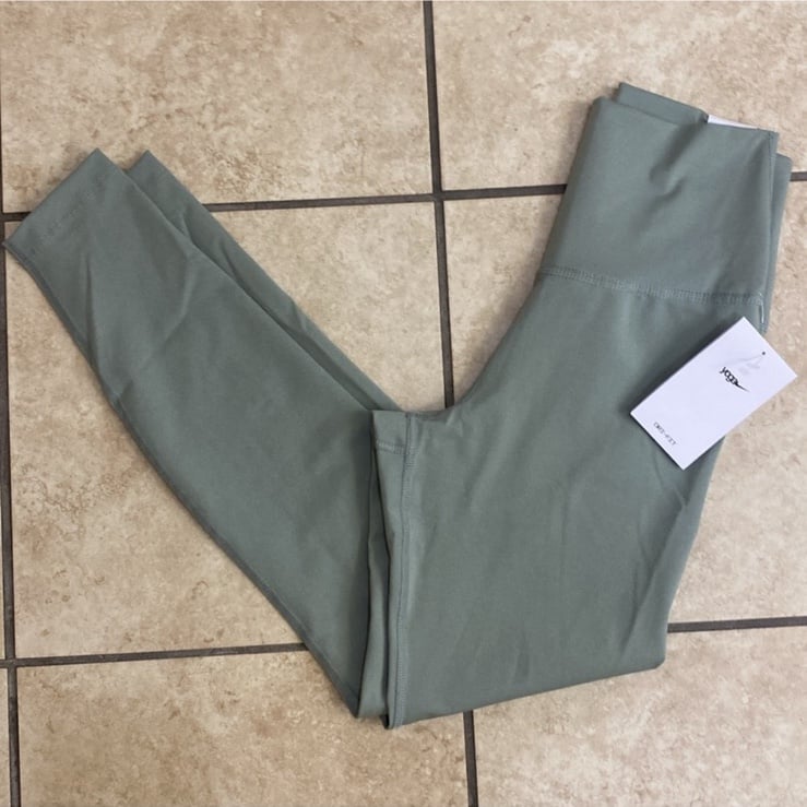 Nike High Rise Leggings (size:S)