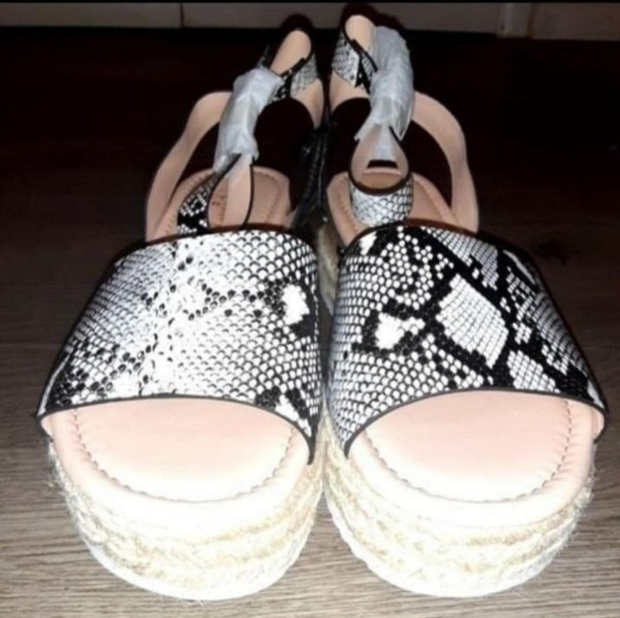 Women's Snake-Print Wedge Sandals, Platform, Size 10