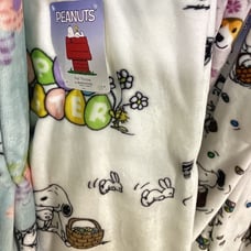 ❤️❤️White Snoopy Berkshire Happy Easter Blanket