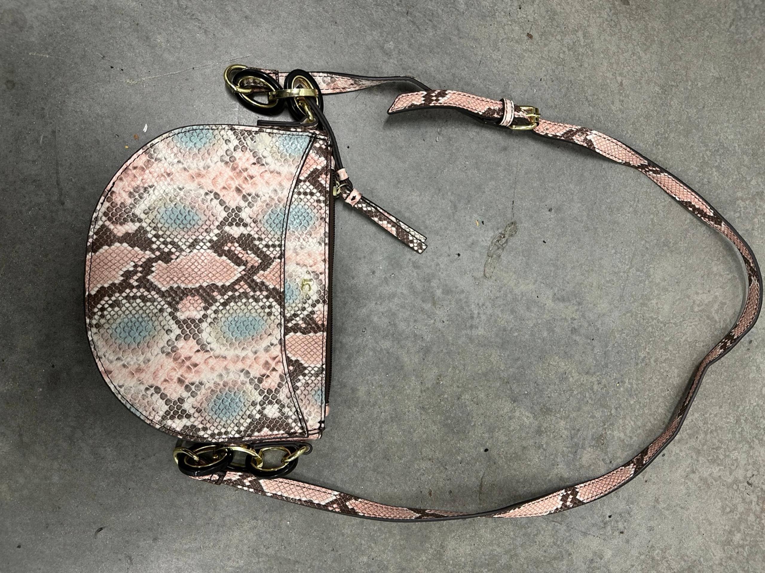 Liz Claiborne shoulder purse