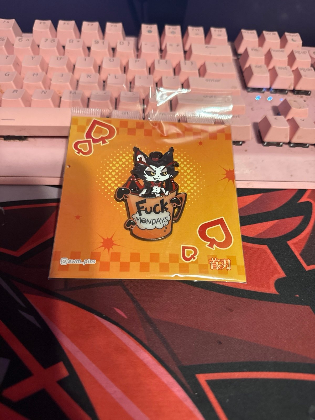 Husker Mug Pin