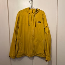 The North Face Mountain Parka, Men's, 2XL, Mustard Yellow