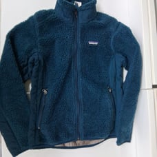 Patagonia fleece jacket womens S special with little marks