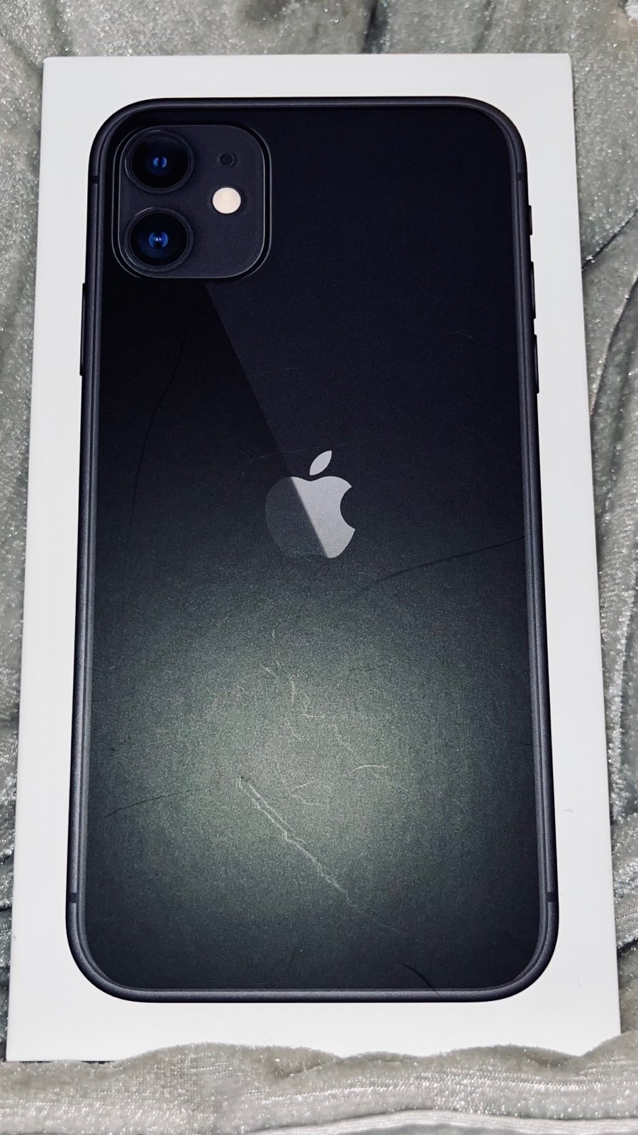 Apple iPhone 12 64 GB in Black for Unlocked