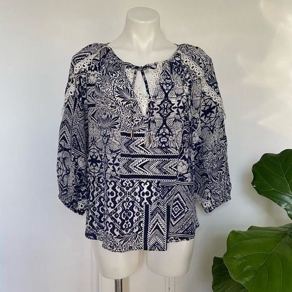 Alice & Trixie 100% Silk mixed floral geometric print blouse