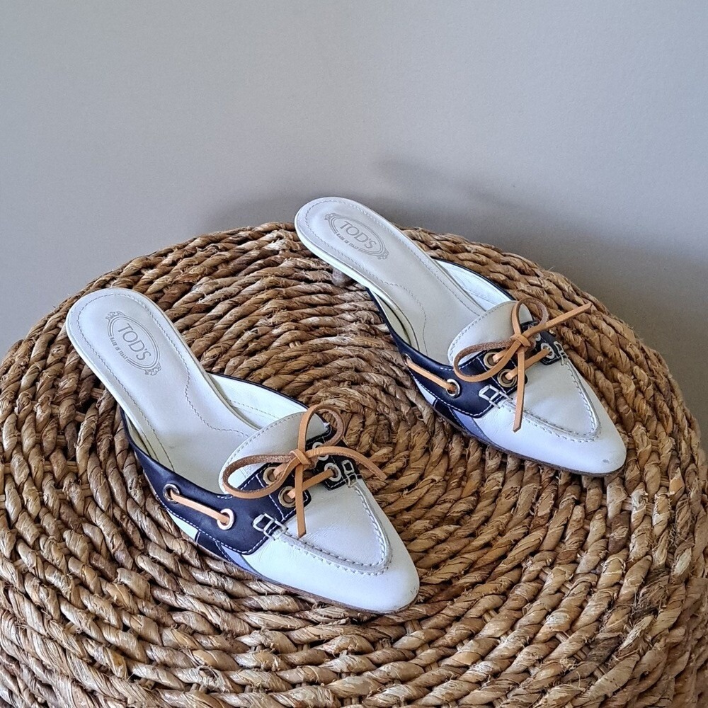 Tod's Womens Shirley White/Navy Leather Mule Slide 1.75 Kitten Heels Size 6