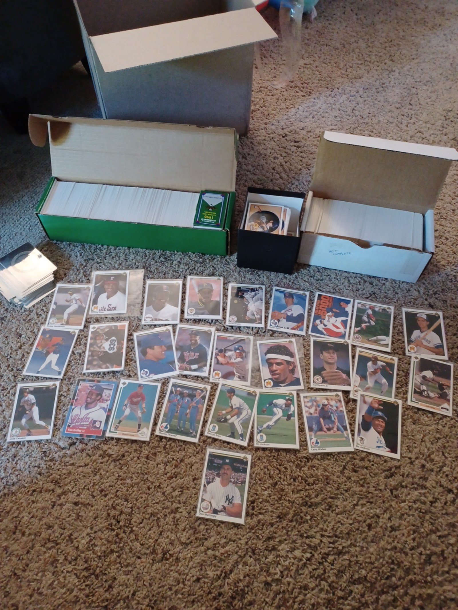 Baseball card lot
