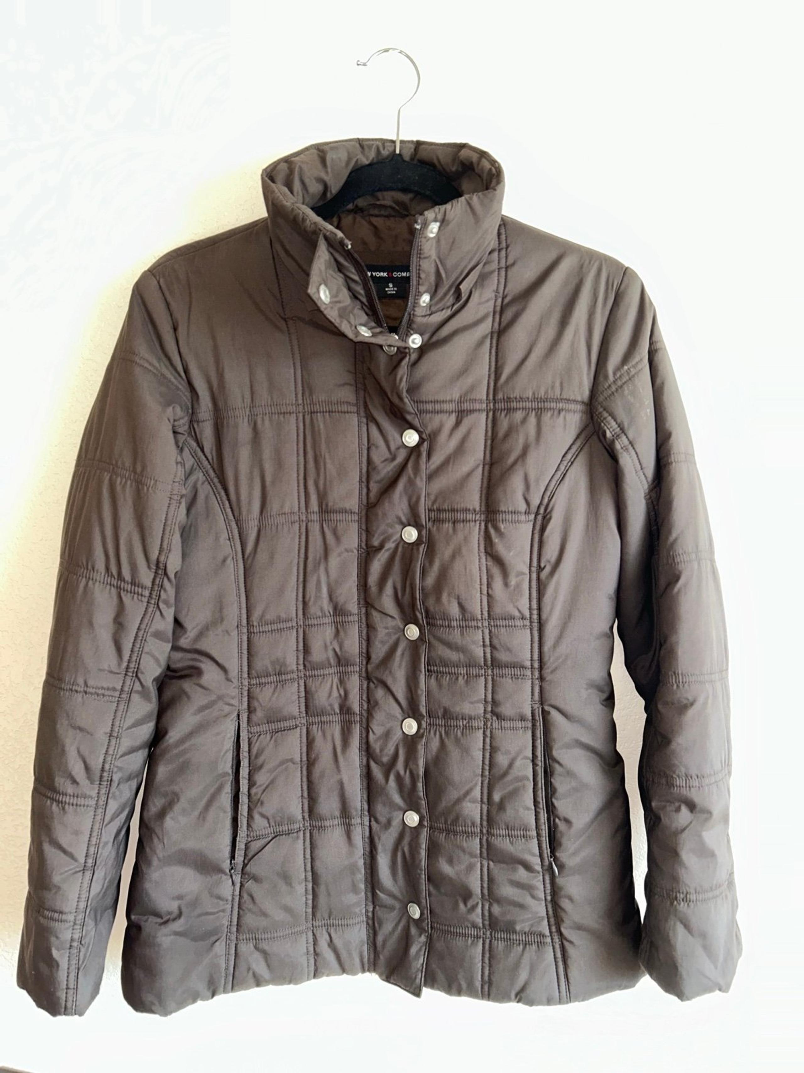 New York & Company Brown puffer button down jacket
