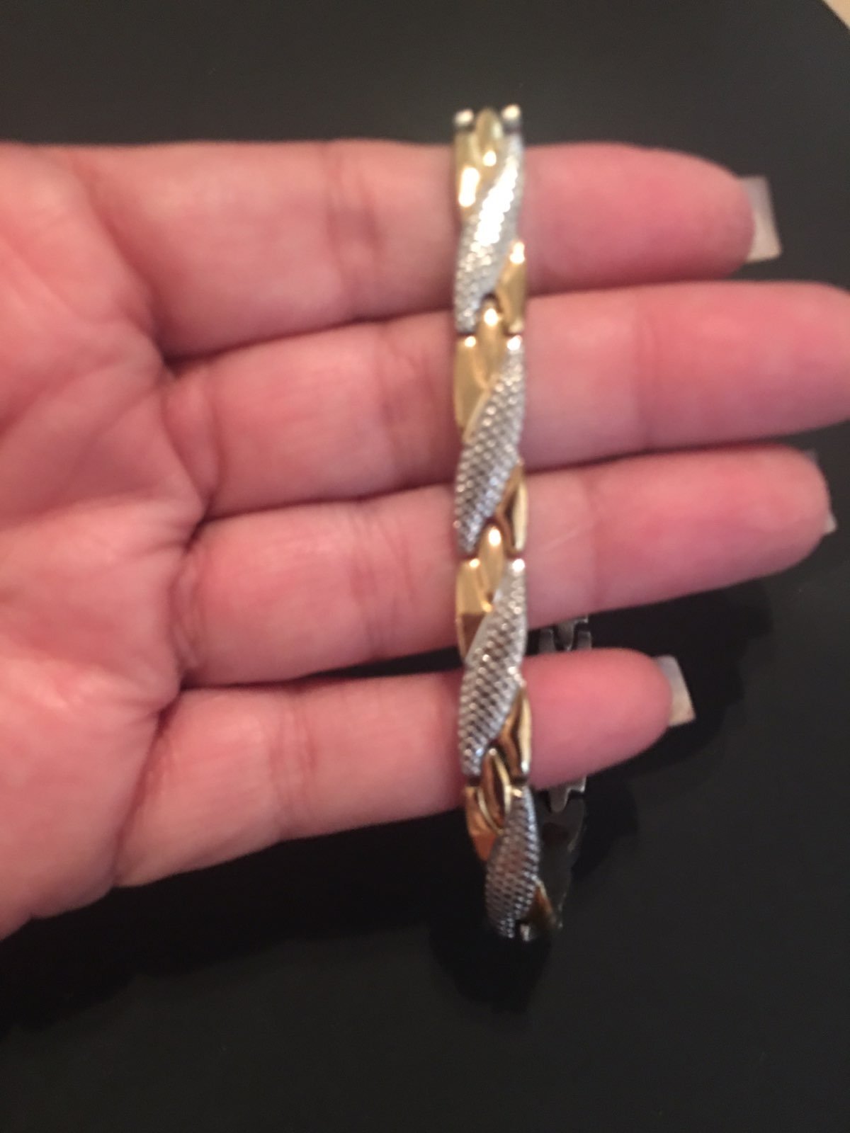 Bracelet