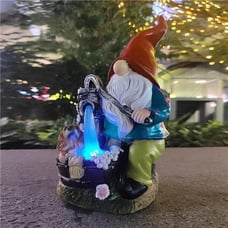 Garden Gnome Statue, Solar Powered Garden Figurine Outdoor Decoration