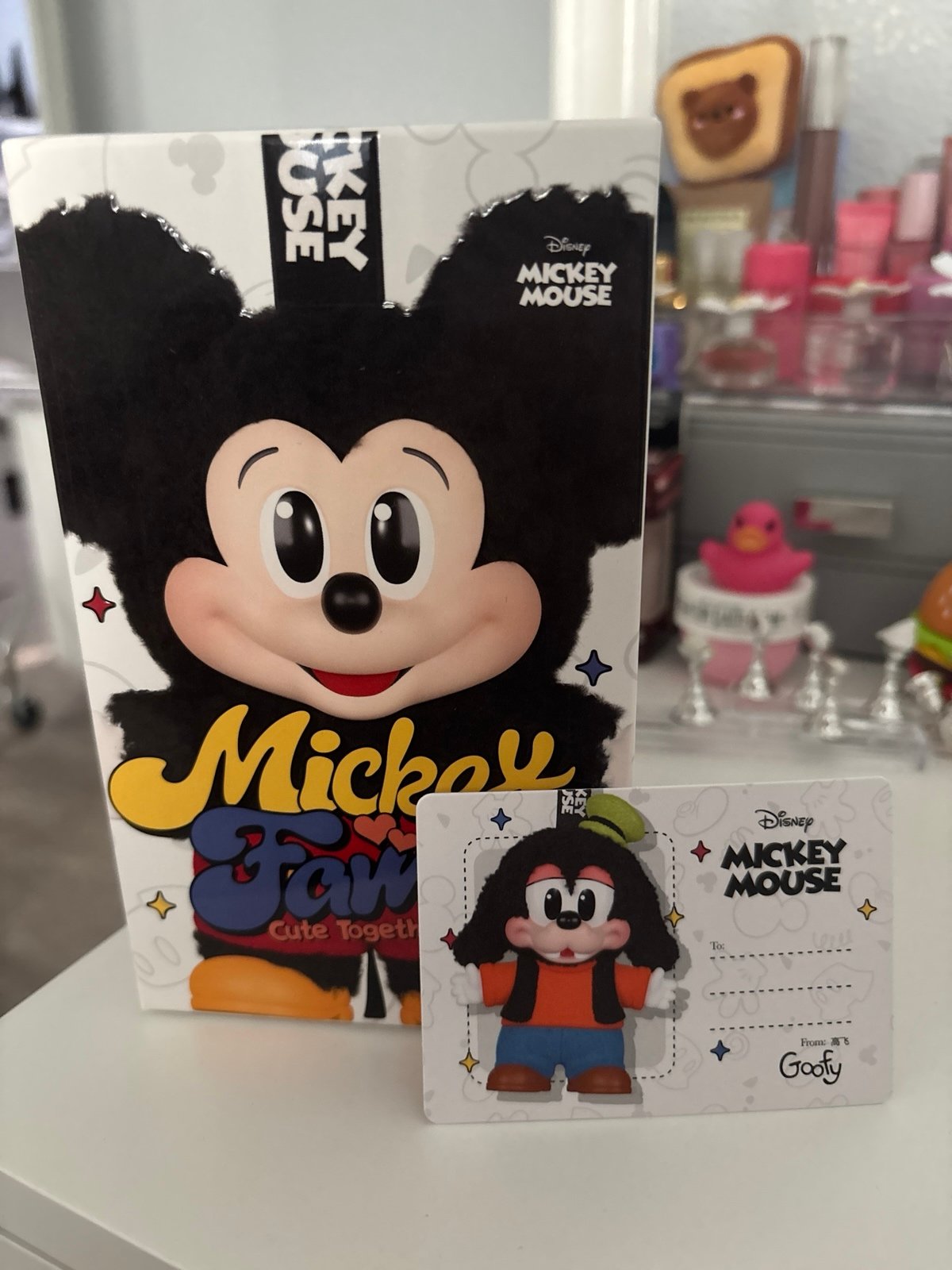 Pop mart Disney Mickey family pendant
