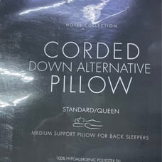 Hotel collection pillows