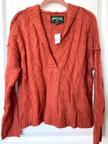 NWT American Eagle Outfitters ~ Cropped Cable Knit Hooded Sweater NWT Rust sz L