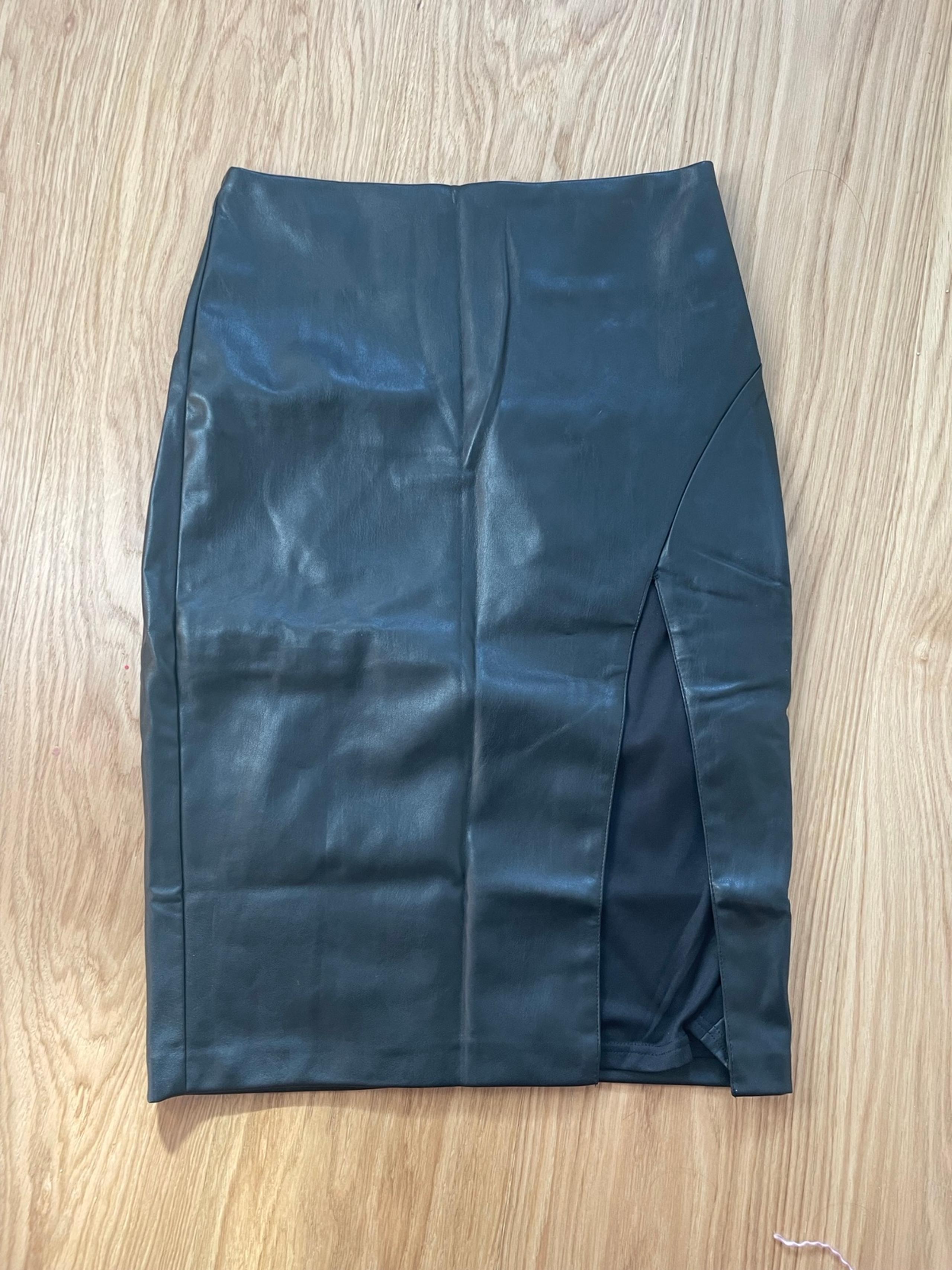 Black faux leather midi pencil skirt