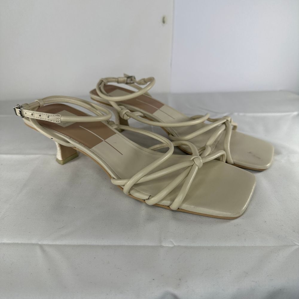 Dolce Vita Women's Heels Size (US) - 9 Material Leather in White Color