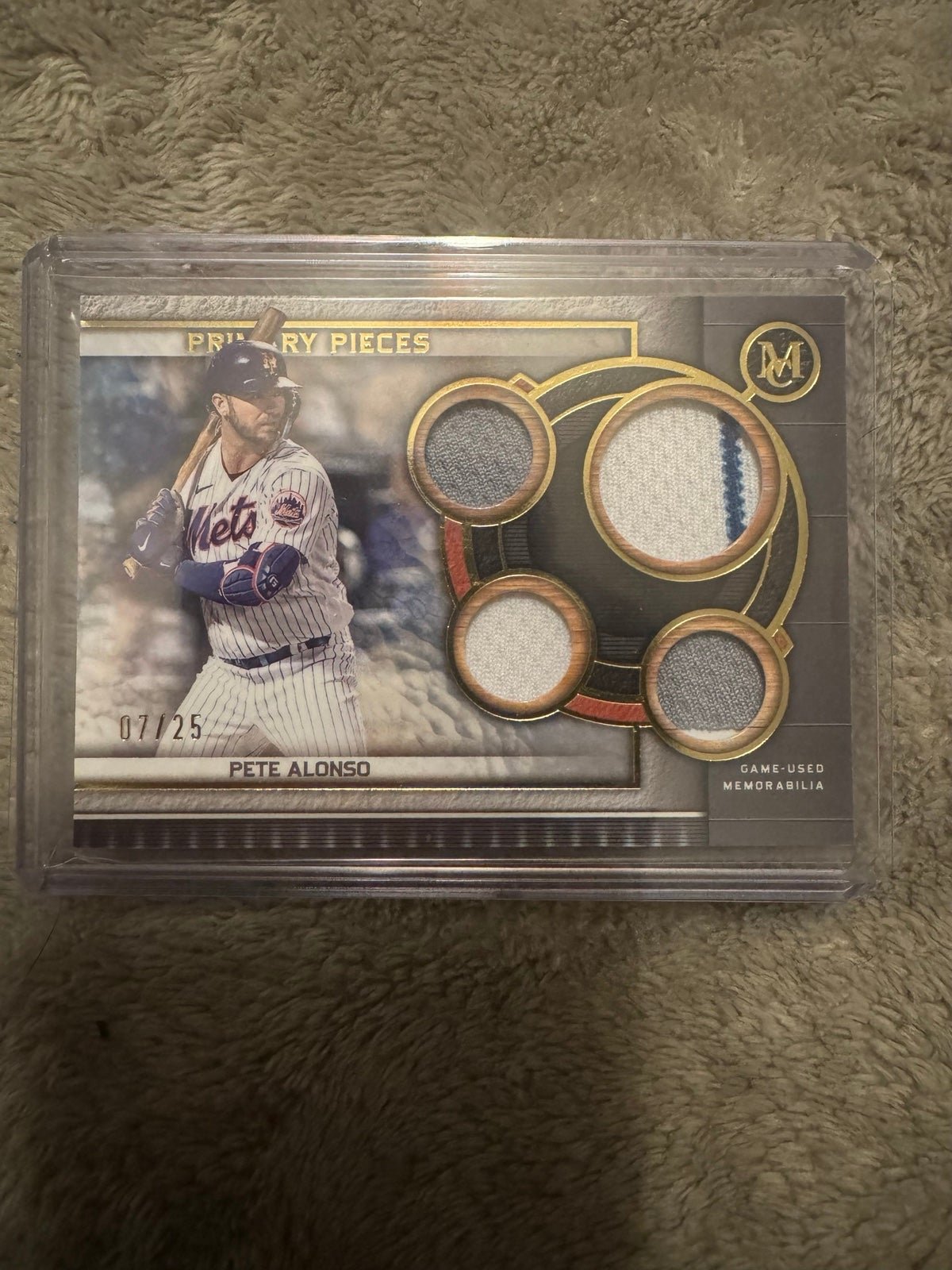 Pete Alonso 4-Color Quad Relic Card /25 ( Game-Used!! )