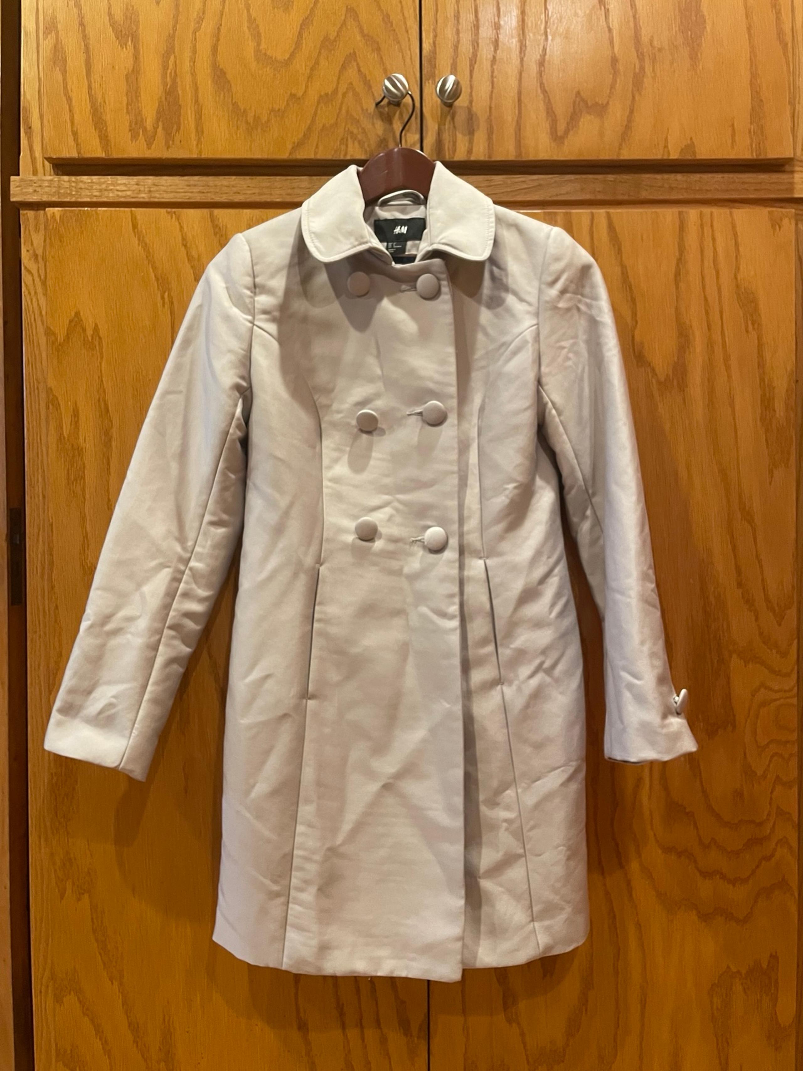 H&M Cream Trench Coat with Classic Design
