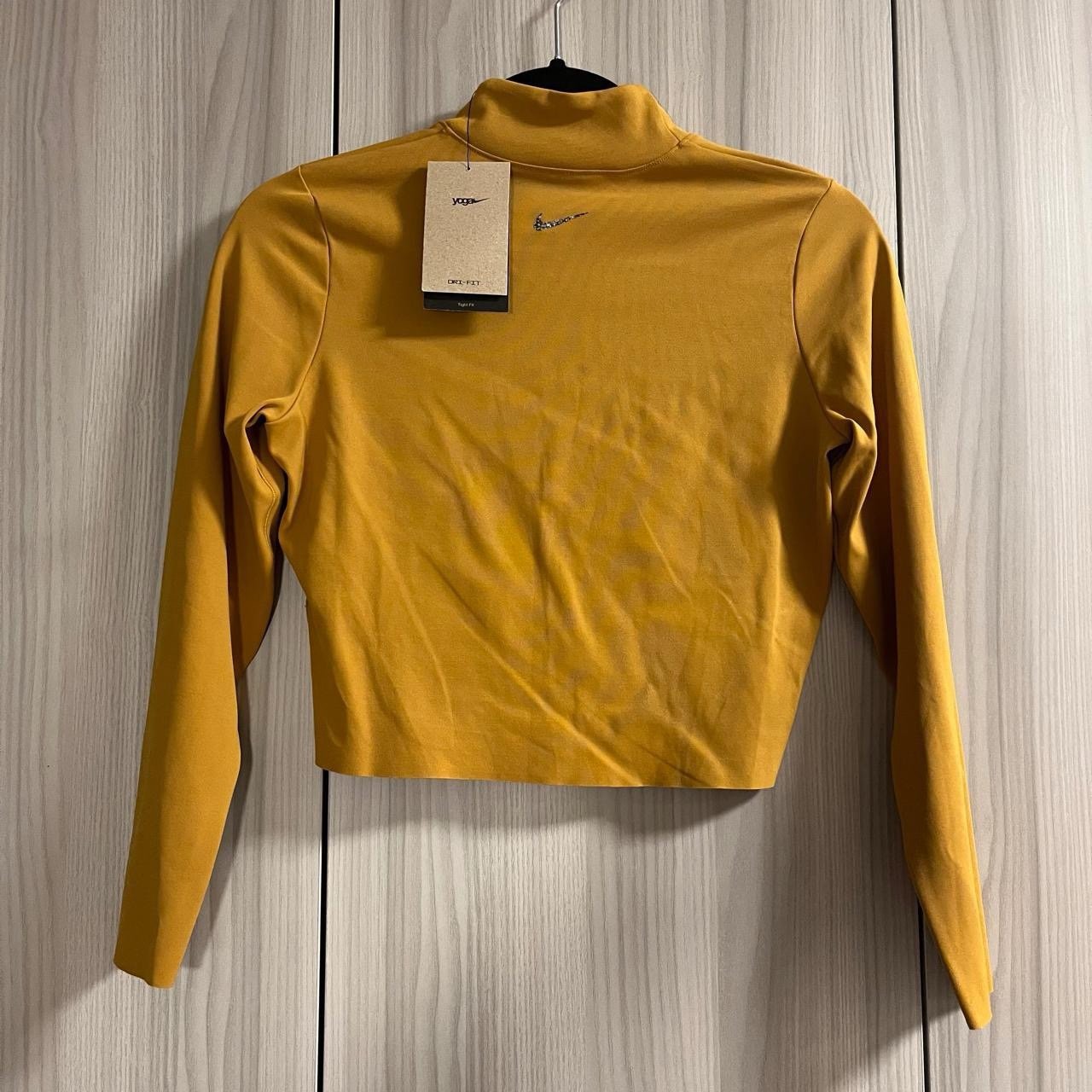 Nike Yoga Cropped Longsleeve Top