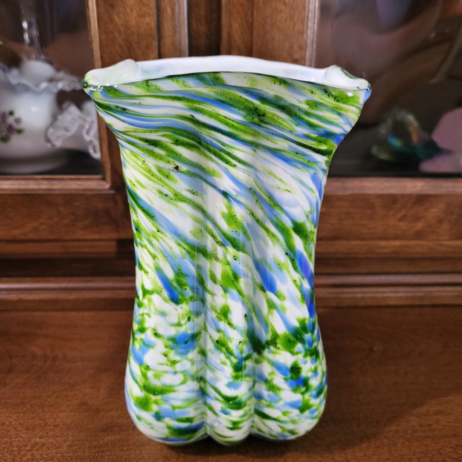 Vassa Murrinah Fenton vase
