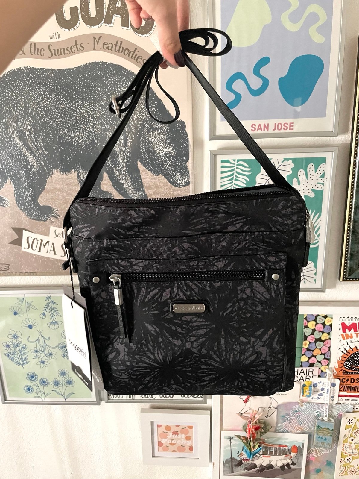 Cross body bag purse new Baggallini