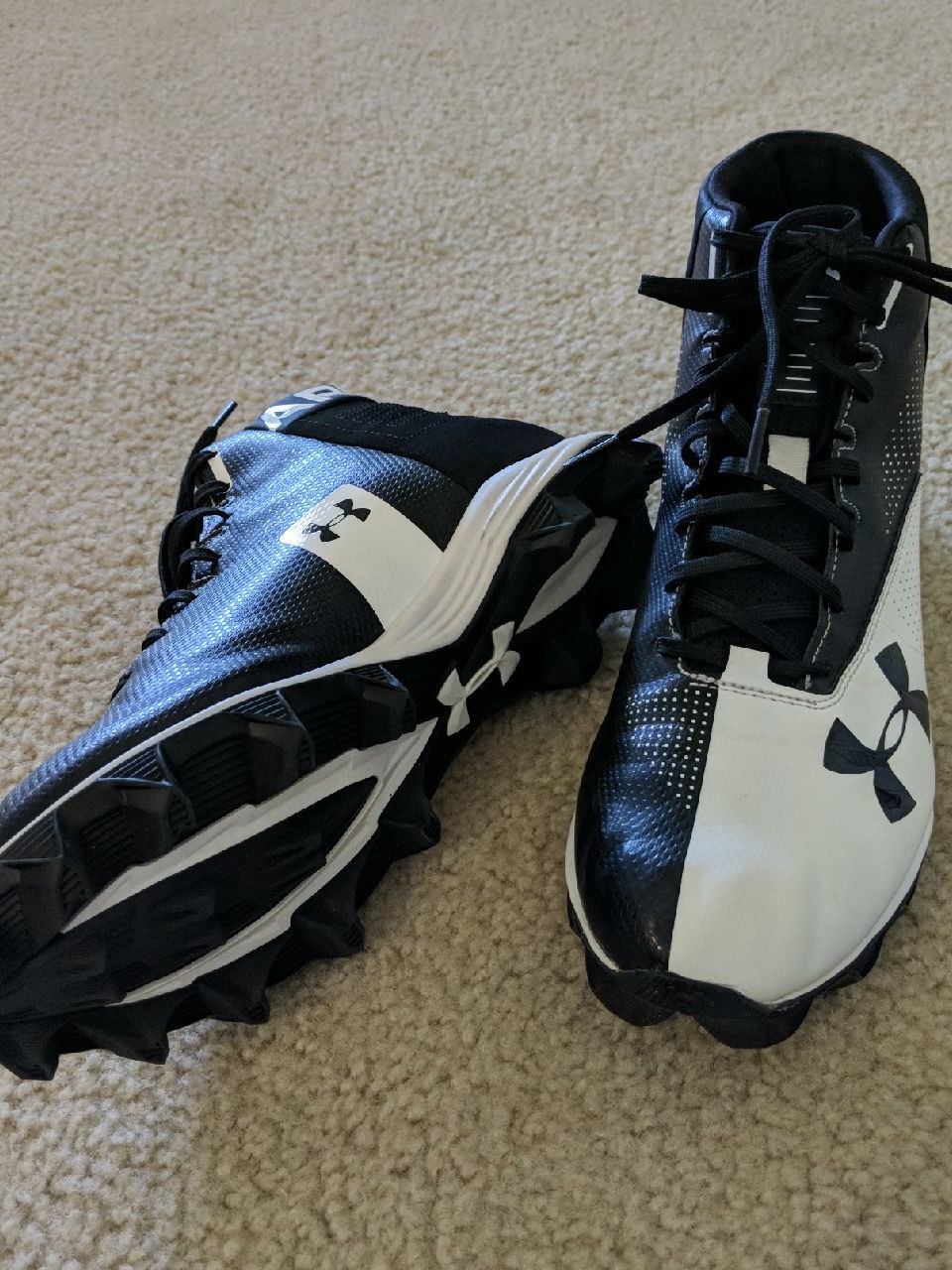 Barely Used Football Cleats Sz. M 10.5W