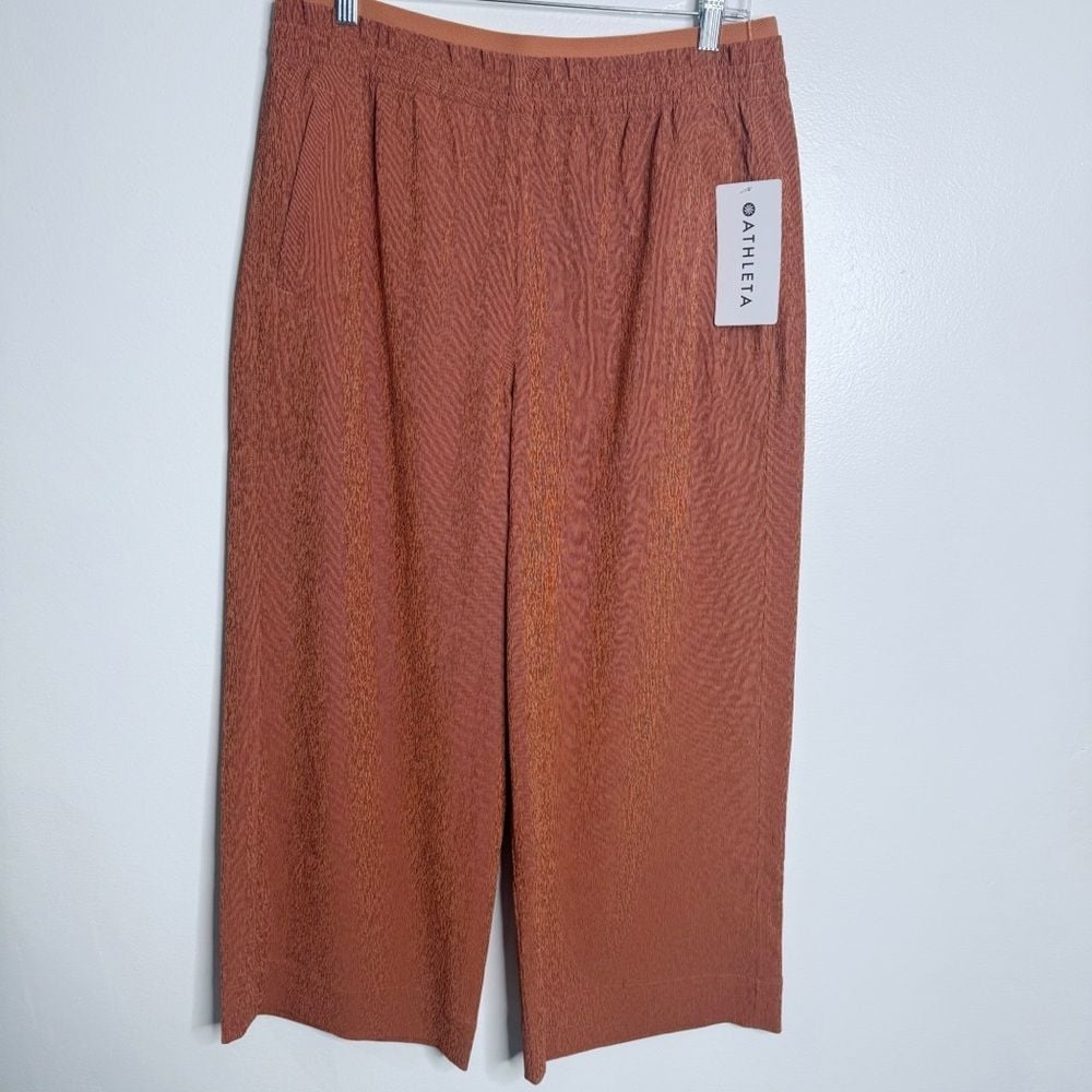 NWT Athleta Echo Wide Crop Pant Size Orange Pull On Stretchy Size 12