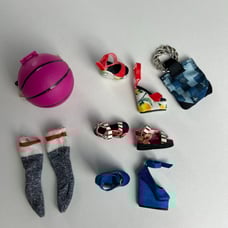 Integrity dolls accessories lot