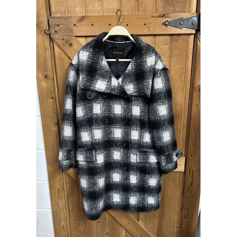Banana Republic Wool Blend Double Breasted B/W Buffalo Plaid Long Coat Womens XS
