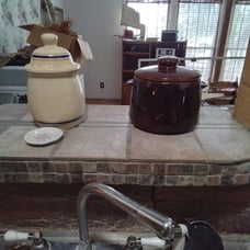 2 vintage cookie jars or sugar etc
