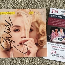 Gwen Stefani Signed CD Booklet JSA COA RARE Autograph !! No Doubt Vinyl Voice