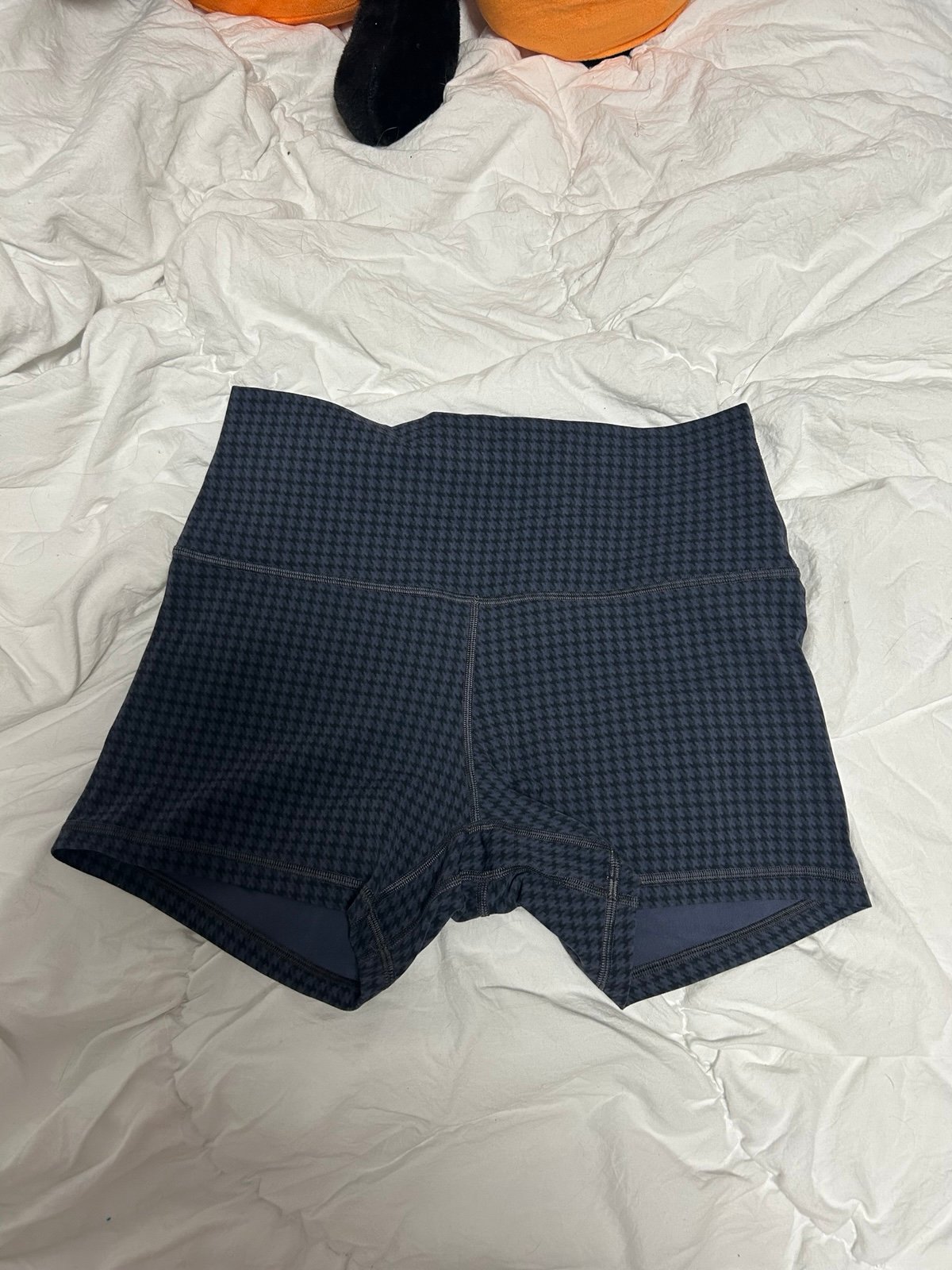 Lululemon Align 4” Size 10 Shorts