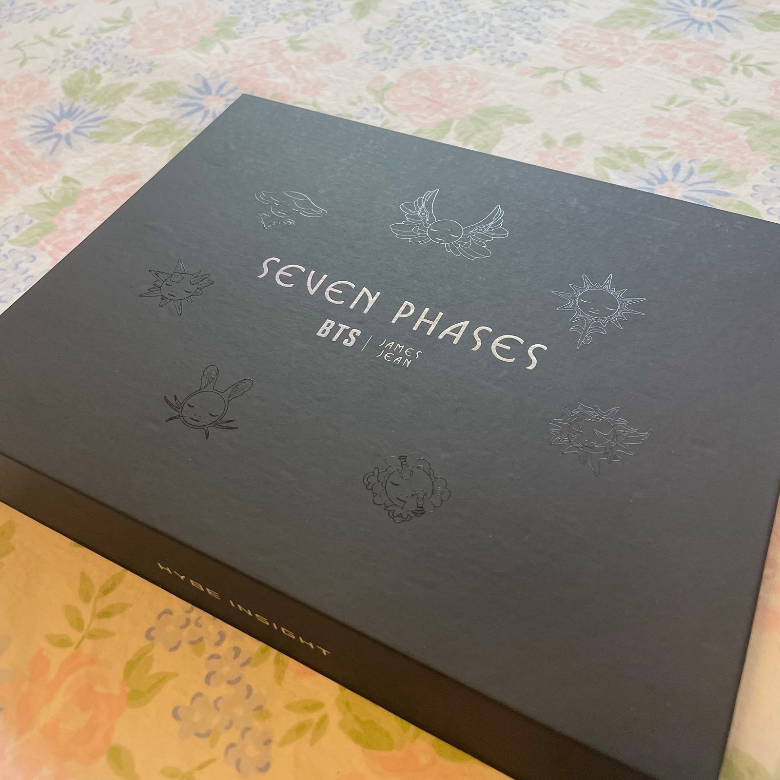クリスマスツリー特価！ BTS X James Jean SEVEN PHASES Badge Set アイドル